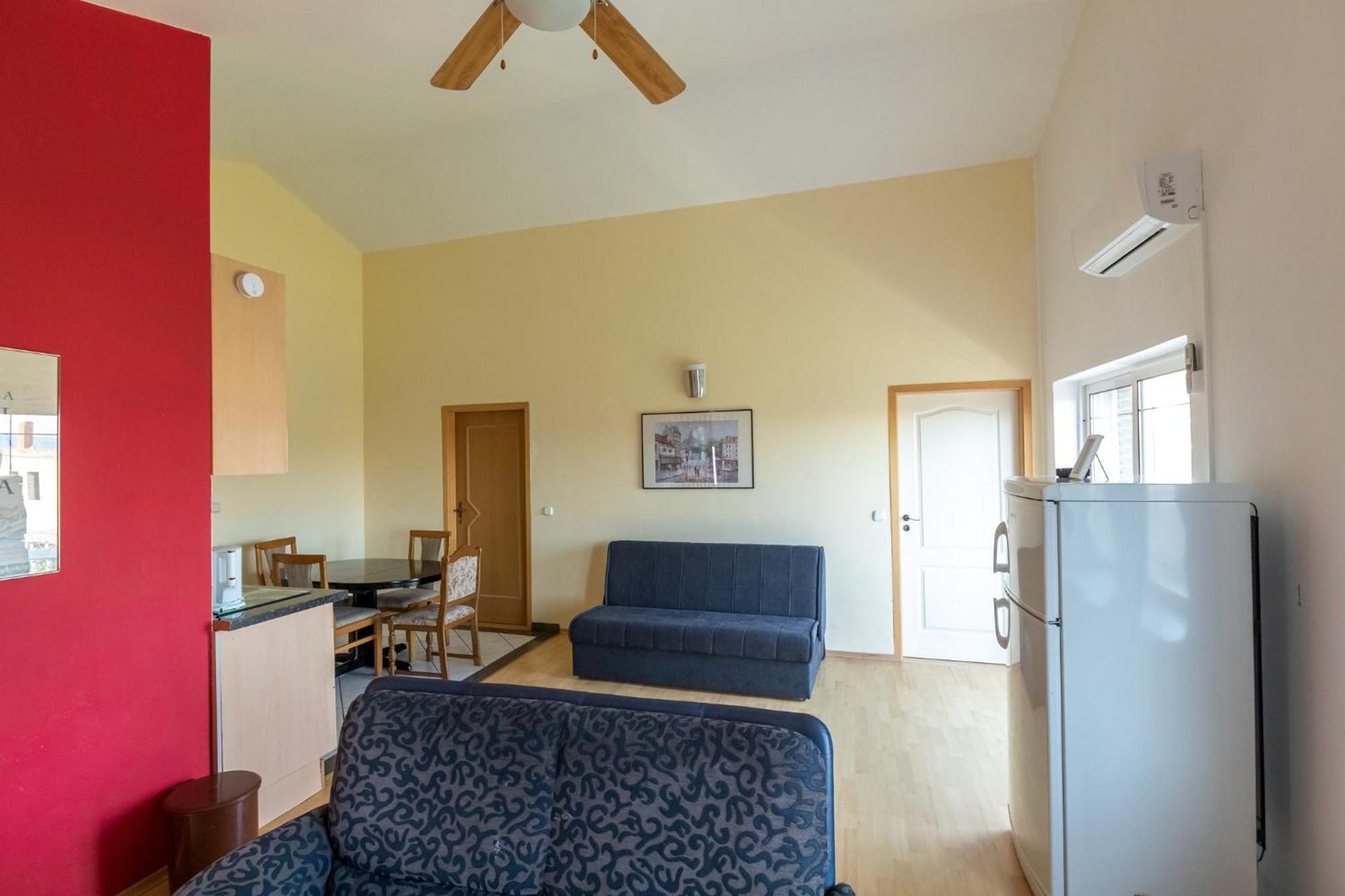 Apartment Pero Murter Eksteriør billede