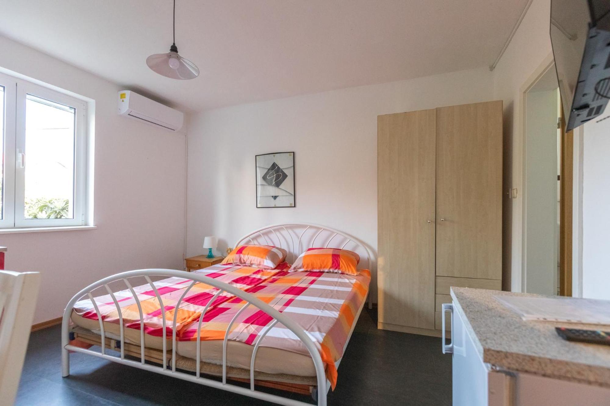 Apartment Pero Murter Eksteriør billede