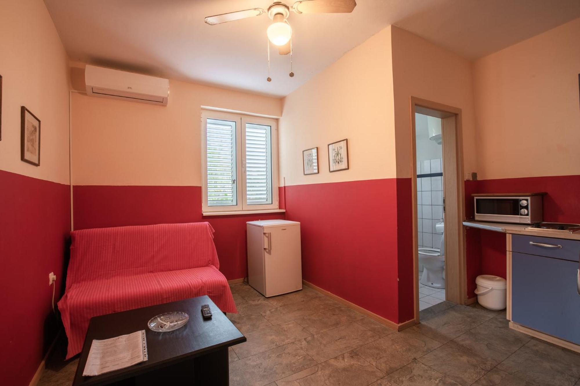 Apartment Pero Murter Eksteriør billede
